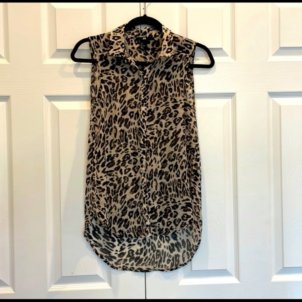 H&M leopard sleeveless blouse Sz 4